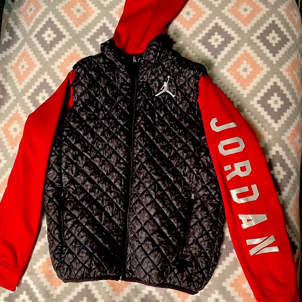 Jordan Jacket jr sizing XL really good condition